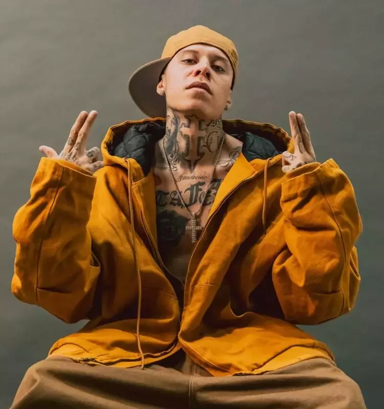 Santa Fe Klan Unveils New Cumbia Album 'Baile Cholo'