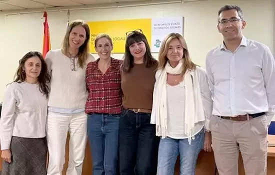 Cuadernillos de Bioética de Amavir Reconocidos en Premios SMGG