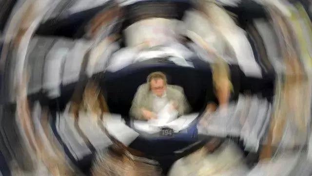Inseguridad Laboral: Cómo Evitar el Ciclo del Miedo al Error