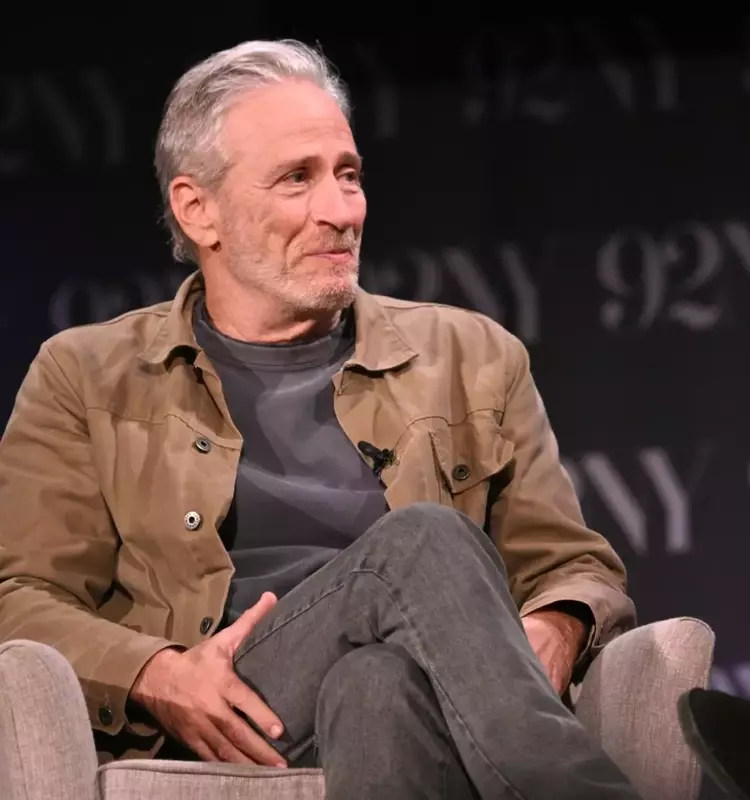 Jon Stewart's Band 'Church and State' Rocks Stone Pony