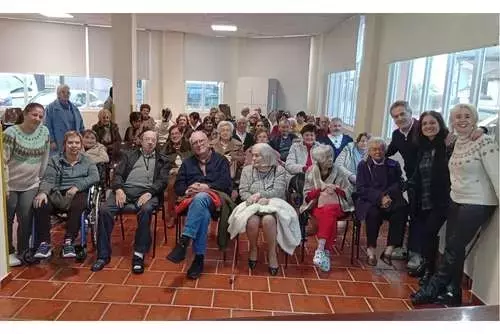 Exposición 'Arte, Memoria y Cuidados en Comunidad': Un Viaje Visual por las Vidas de Mayores