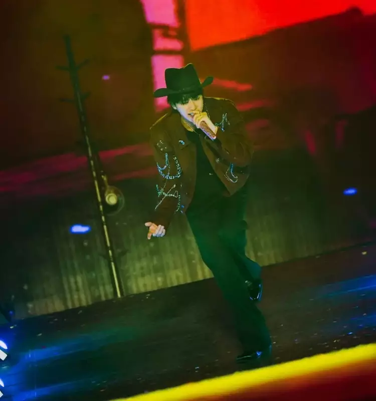 Jin's Solo Journey: A Cinematic Spectacle