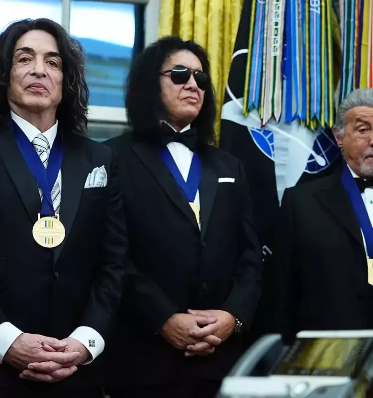 Kennedy Center Honors: A Stellar Cohort Recognized in White House Ceremony