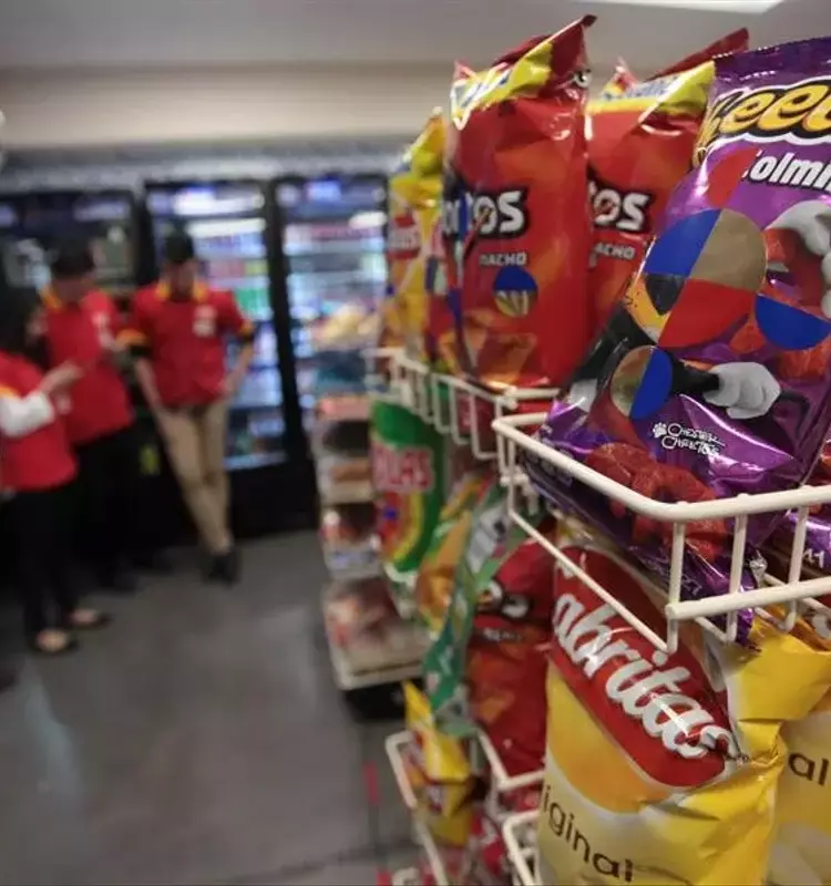 Restricciones a alimentos ultraprocesados en instituciones públicas