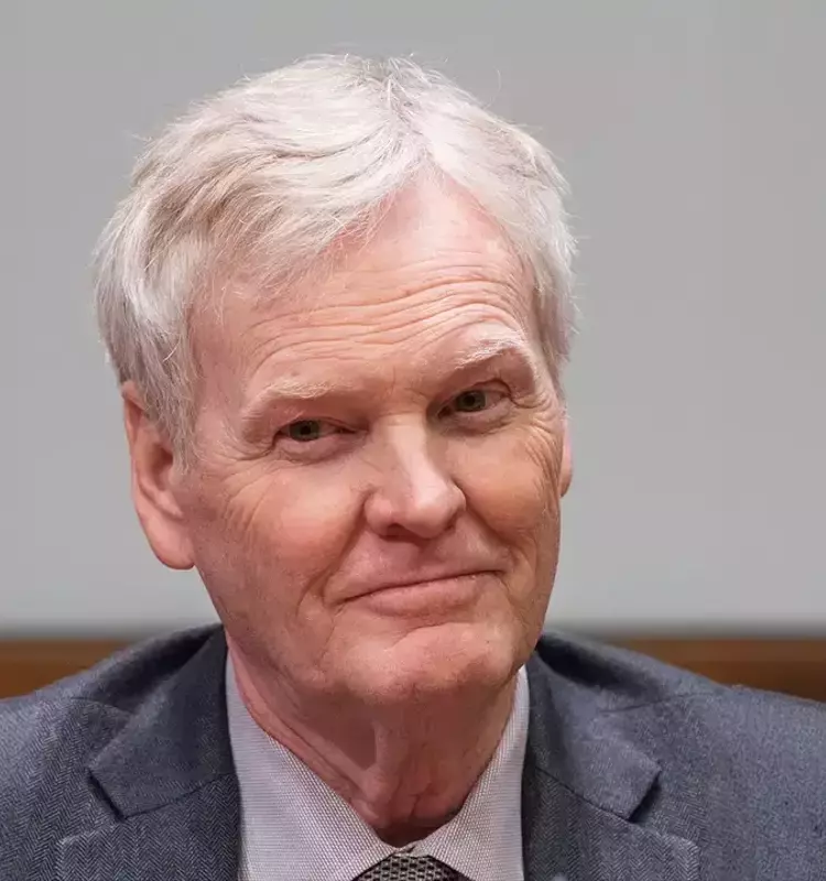 Impacto del Reloj Biológico en el Bienestar: Perspectivas del Nobel Michael W. Young