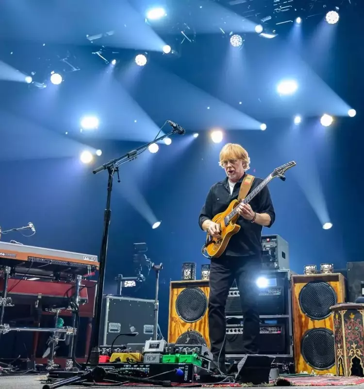 Phish Rings in New Year with Prince Tribute and Ice Cream Extravaganza