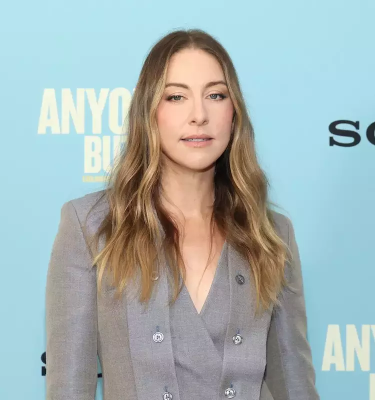 Este Haim Marries Jonathan Levin in Elegant New Year's Eve Ceremony