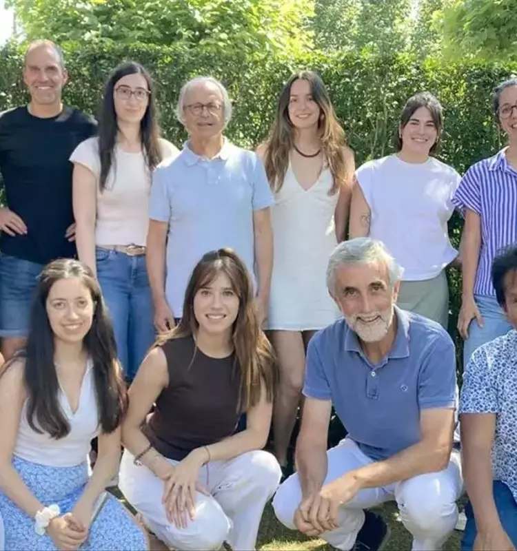 La Mielina: Un Actor Clave en la Resiliencia Cerebral Contra el Envejecimiento y las Enfermedades Neurodegenerativas