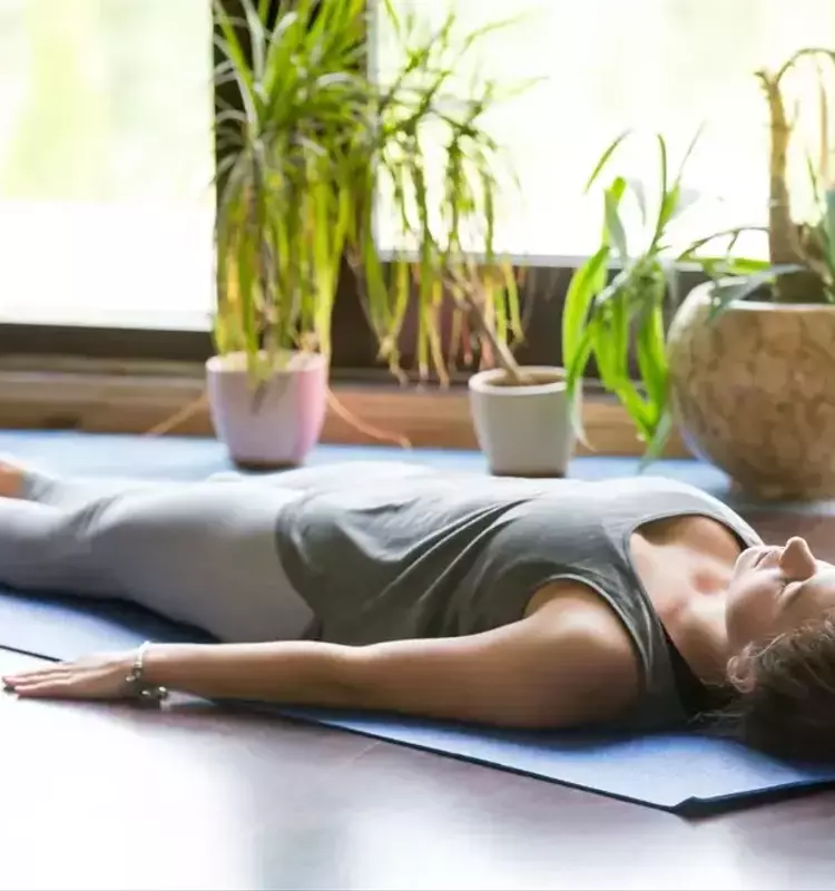 Yoga Nidra: El Arte de la Relajación Profunda para un Sueño Reparador