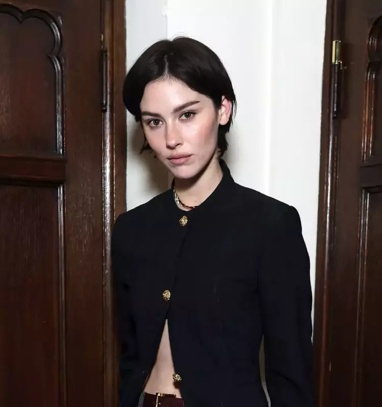 Gracie Abrams Expands Artistic Horizons with A24 Film Debut