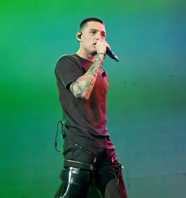Peso Pluma Announces Extensive "Dinast￭a" U.S. Tour