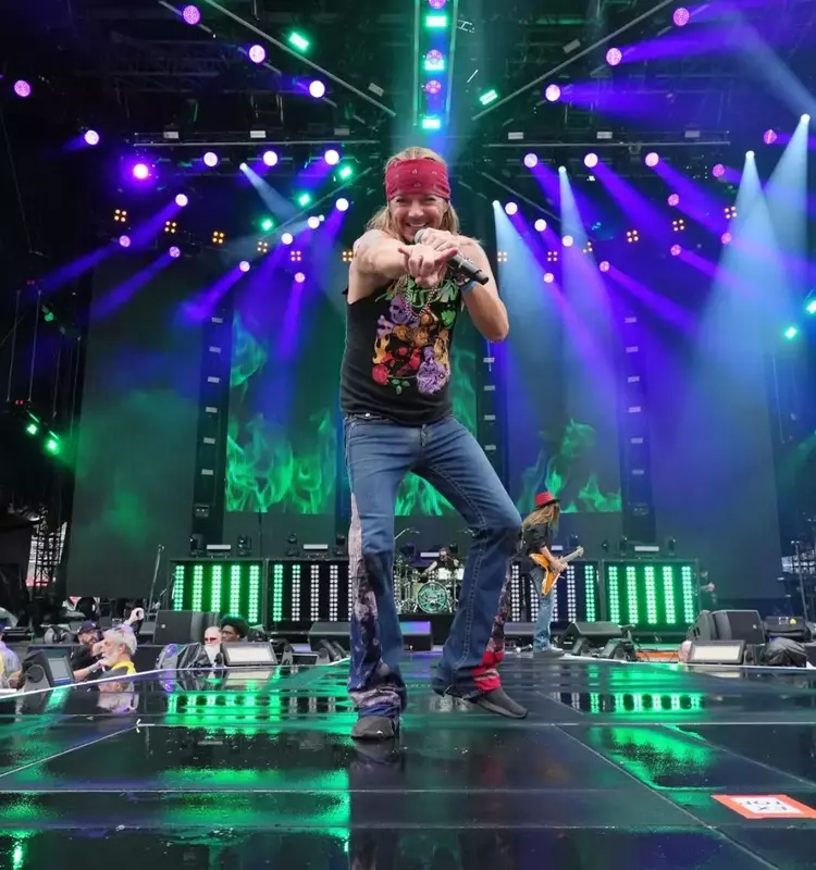 Poison's 40th Anniversary Tour: A Dream Unfulfilled Amidst Financial Disagreements