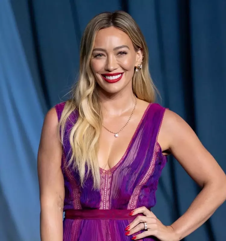 Hilary Duff's Triumphant Return: A Dream Realized on Stage