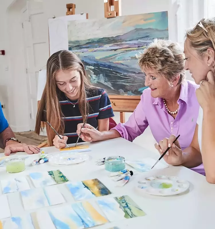 Photography Courses: An Educational and Scientific Overview of Concepts