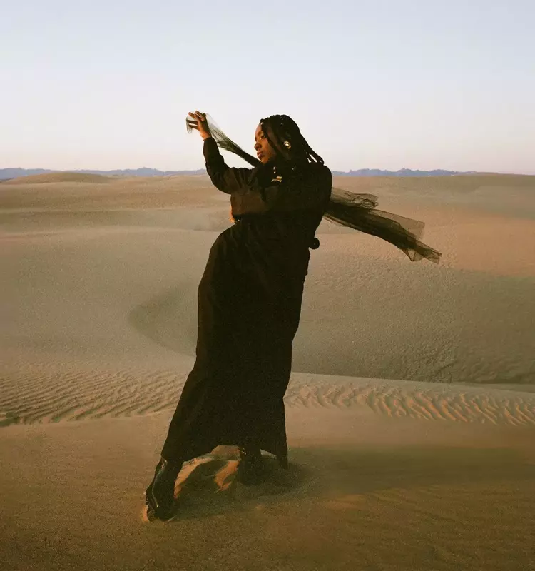Dua Saleh Unveils New Album "Of Earth & Wires" Featuring Bon Iver Collaborations