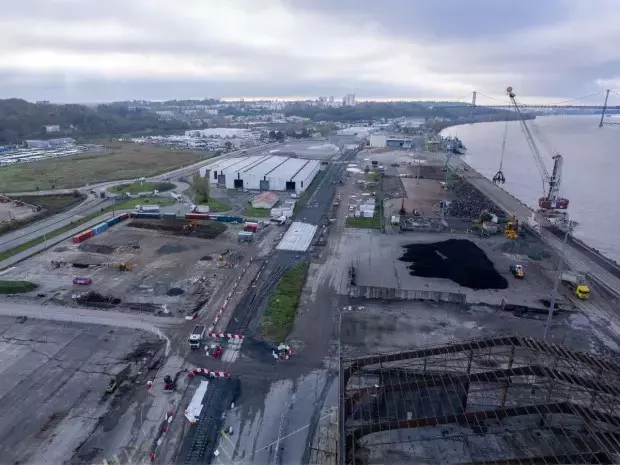 Achèvement des travaux portuaires de Spie Batignolles TP à Bordeaux