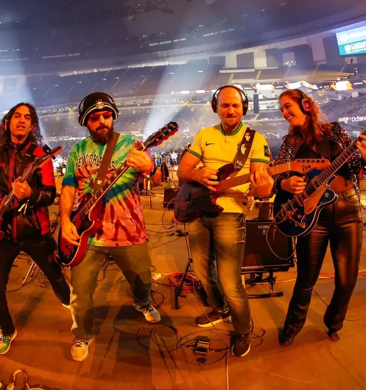 Rockin'1000: An Unforgettable Stadium Rock Experience