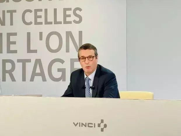Vinci Affiche une Croissance Solide Malgré les Défis Fiscaux