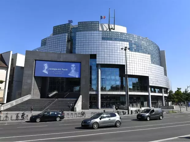 Concours Architectural: La Rénovation de l'Opéra Bastille Prend Forme