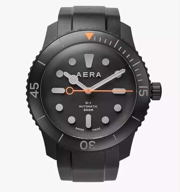 Todd Snyder's Exclusive Dive Watch Collection