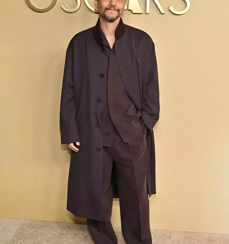 Oscar Nominees Redefine Red Carpet Fashion with Fresh, Modern Styles