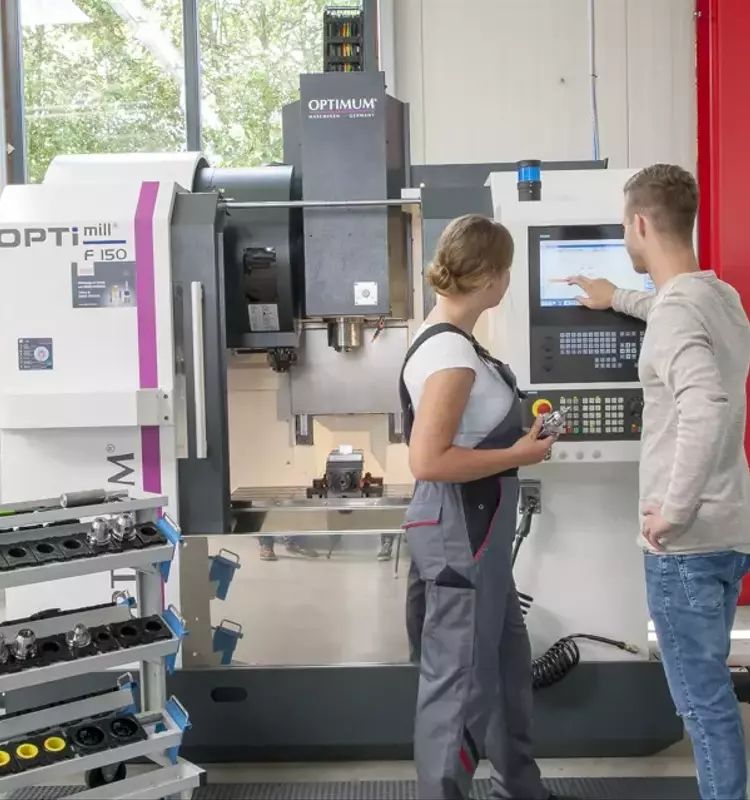 Corporate Administrative Management Training: Structure, Functions, and Organizational Context