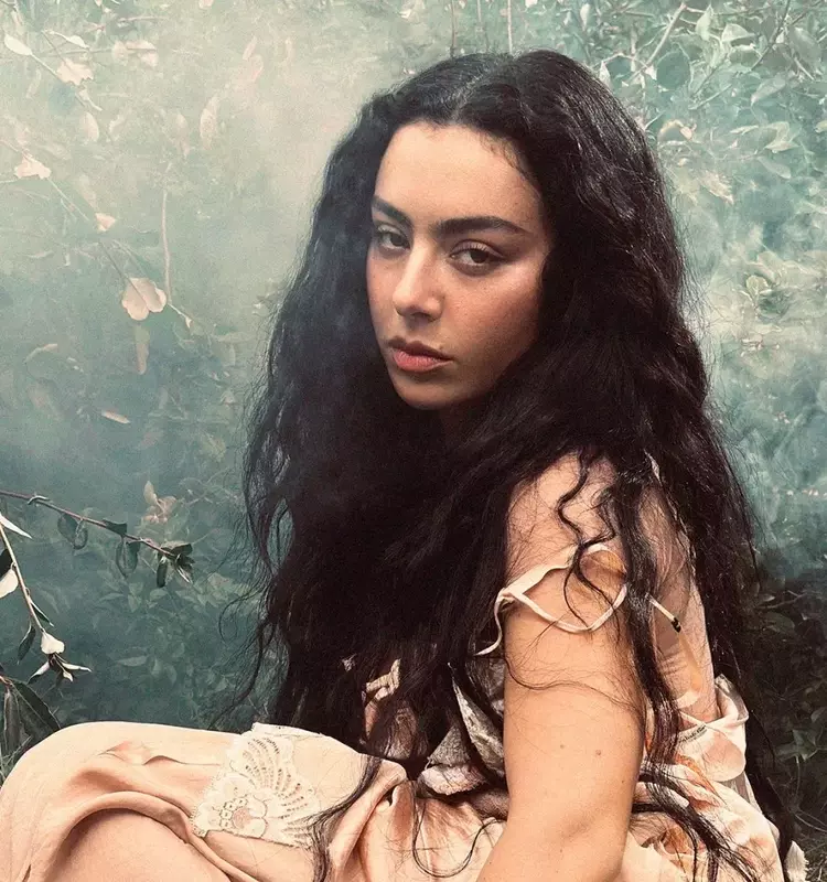 Charli XCX Channels Gothic Romance in New Album 'Wuthering Heights'