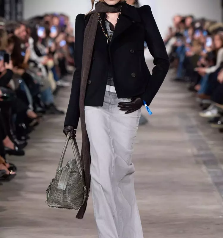 7 For All Mankind Fall 2026 Ready-to-Wear Collection Embraces Y2K Revival with Bold Styling