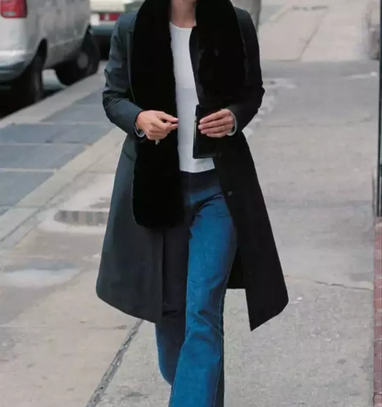 Carolyn Bessette Kennedy's Enduring Style: Recreating Her Iconic '90s Looks