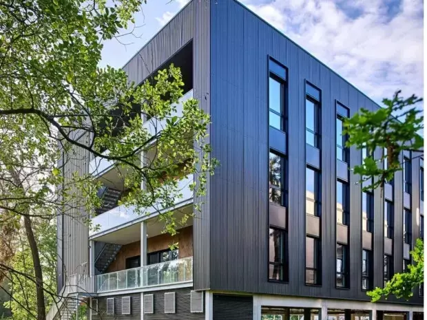 Stratégies Immobilières d'Inéa : Rentabilité face à l'Endettement