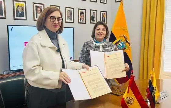 Acuerdo entre HelpAge España y la Embajada de Ecuador para Proteger a la Población Mayor Ecuatoriana