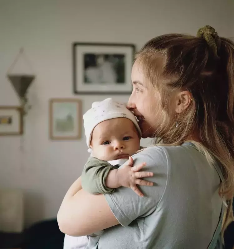 Understanding Attachment Parenting: Principles, Benefits, and Misconceptions