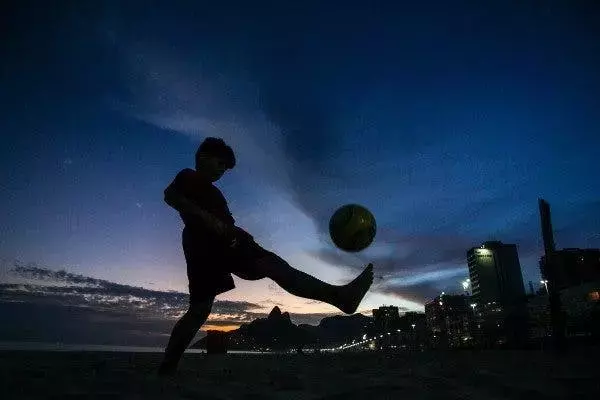 Deportes en la Infancia: Beneficios de Actividades en Equipo e Individuales
