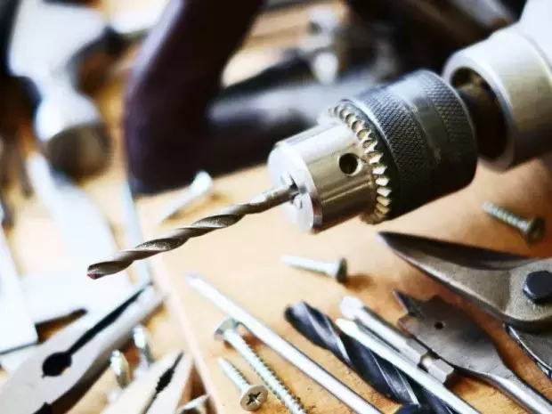 Leroy Merlin et Bricolib Unissent Leurs Forces pour la Location de Matériel de Bricolage