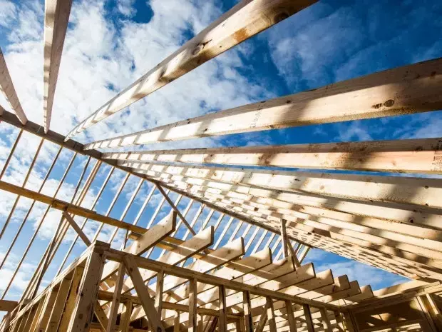 Publication officielle de l'arrêté sur la sécurité incendie pour les constructions en bois et biosourcées dans les ERP