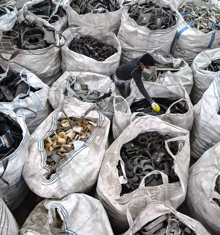 The Environmental Cost of Wearable Technology: A Growing Concern