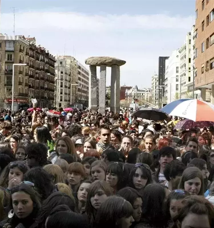 La Adolescencia: Una Transformación Profunda, Más Allá de un 'Periodo Tonto'