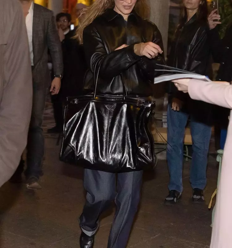 Bella Hadid's Milan Fashion Week Style: Oversized Accessories Take Center Stage