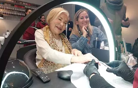 Bellesa i Benestar: Iniciativa Intergeneracional a Ballesol