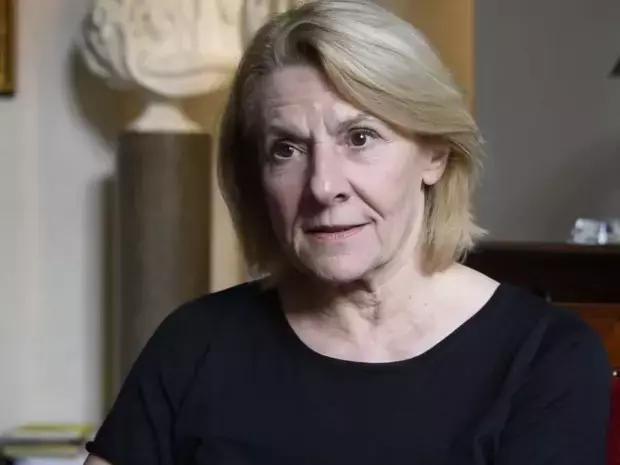 Catherine Pégard: Une Décennie au Cœur de Versailles et une Nouvelle Mission Ministérielle