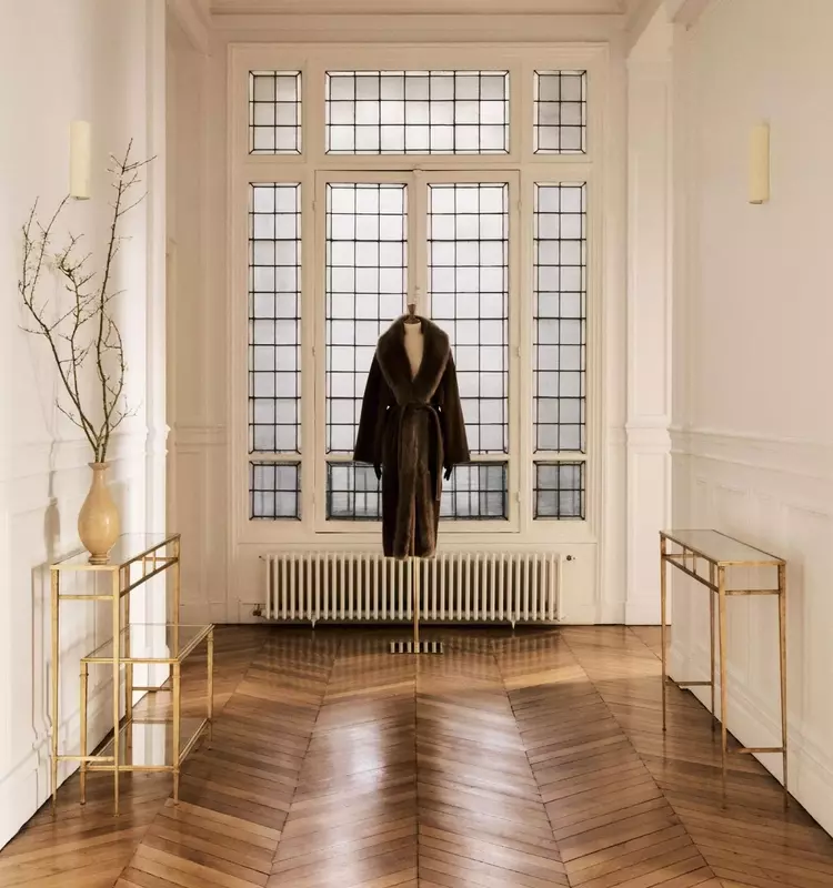 Nour Hammour Unveils Parisian Showroom: An Intimate Retail Experience