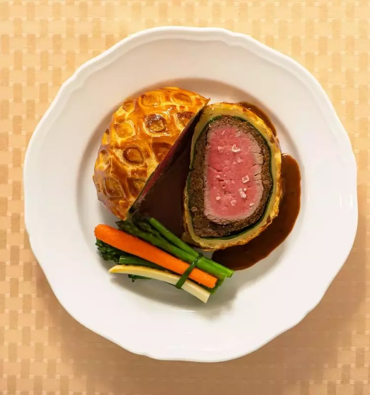 The Enduring Appeal of Beef Wellington: A Culinary Journey Through Time and Taste