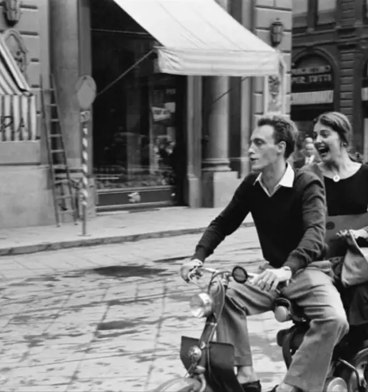 Ruth Orkin: L'illusione del Tempo a Palazzo Pallavicini