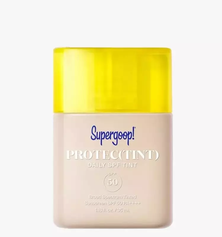 The Ultimate Guide to Tinted Sunscreens: Blending Protection and Perfection