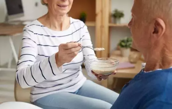 Nutrición Óptima para la Tercera Edad: Estrategias desde Atención Primaria