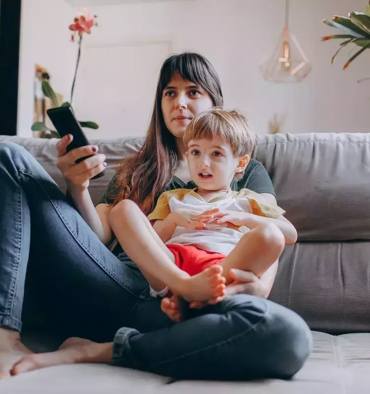 Understanding the 'Silky Mom' Parenting Approach