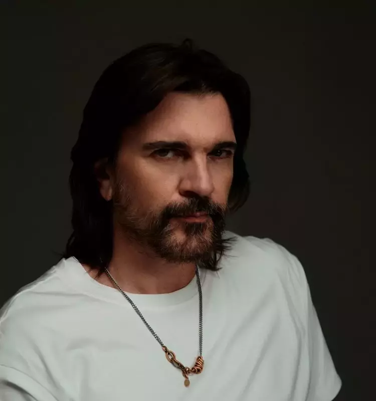 Juanes's Latest Album "JuanesTeban": A Fusion of Cumbia and Rock with Global Collaborations and Artistic Expressions