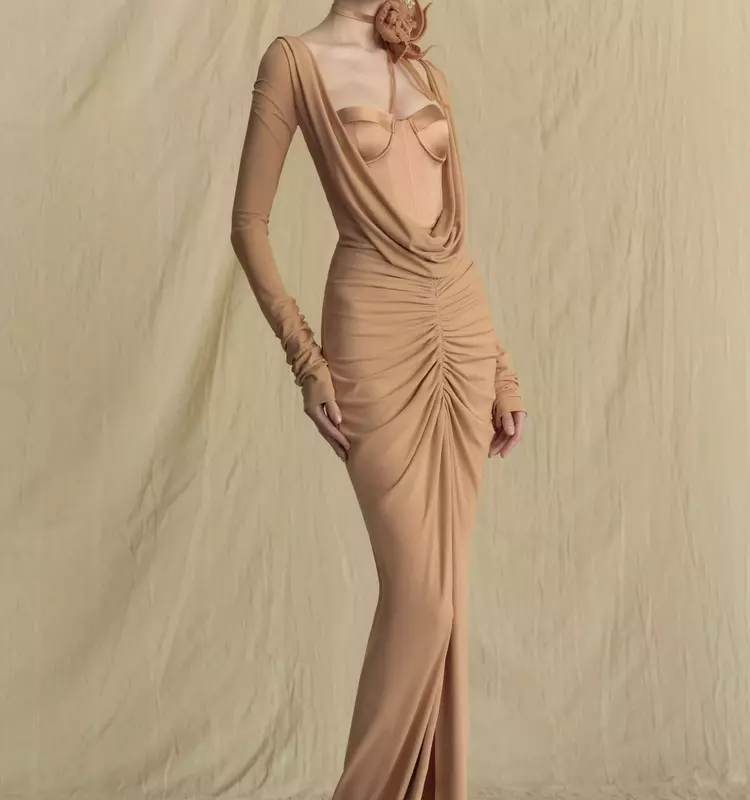 Zuhair Murad's Fall 2026 Ready-to-Wear Collection: A Symphony of Elegance and Restraint