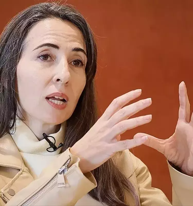 La Maternidad Remodela el Cerebro Femenino de Manera Profunda y Duradera