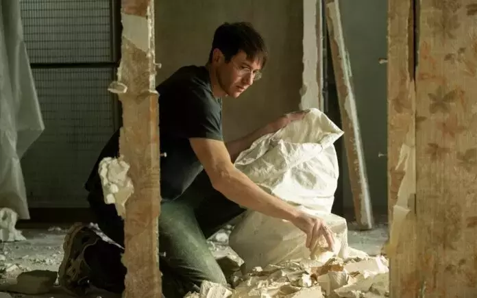 “La mattina scrivo”: un'analisi profonda tra arte, precarietà e libertà creativa